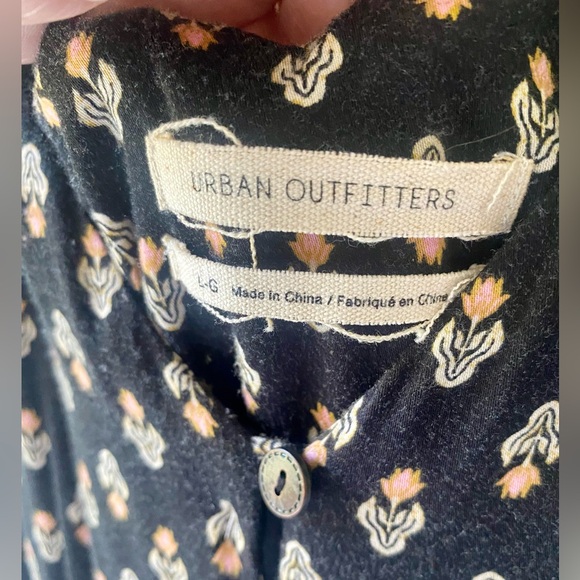 Urban Outfitters Floral long maxi dress size Large - Picture 3 of 4